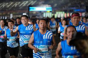 BIB: 10484, 1185, 12115
                            <button type="button" onclick="openModal(22932116)" class="btn btn-primary btn-sm float-right btn-popup" data-toggle="modal" data-target=".modal-high-quality">
                        <i class="fas fa-shopping-cart"></i> Add to Cart
                    </button>
                                            <button type="button" onclick="isThisMe(22932116, true)" class="btn btn-success btn-sm float-right btn-popup btn-isme hidden" data-toggle="tooltip" data-placement="bottom" title="นี่คือรูปของคุณใช่ไหม คลิกที่นี่เพื่อเอาเข้าอัลบั้ม">
                        <i class="fas fa-plus"></i> Add to album
                    </button>
                    <button type="button" onclick="isThisMe(22932116, false)" class="btn btn-warning btn-sm float-right btn-popup btn-isnotme hidden">
                        <i class="fas fa-ban"></i> Remove from album
                    </button>