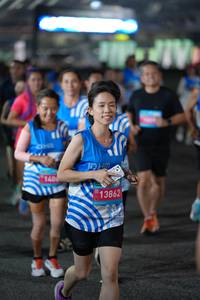 BIB: 140, 13862
                            <button type="button" onclick="openModal(22895493)" class="btn btn-primary btn-sm float-right btn-popup" data-toggle="modal" data-target=".modal-high-quality">
                        <i class="fas fa-shopping-cart"></i> Add to Cart
                    </button>
                                            <button type="button" onclick="isThisMe(22895493, true)" class="btn btn-success btn-sm float-right btn-popup btn-isme hidden" data-toggle="tooltip" data-placement="bottom" title="นี่คือรูปของคุณใช่ไหม คลิกที่นี่เพื่อเอาเข้าอัลบั้ม">
                        <i class="fas fa-plus"></i> Add to album
                    </button>
                    <button type="button" onclick="isThisMe(22895493, false)" class="btn btn-warning btn-sm float-right btn-popup btn-isnotme hidden">
                        <i class="fas fa-ban"></i> Remove from album
                    </button>