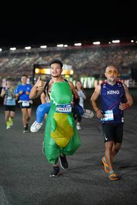 BIB: 44717
                            <button type="button" onclick="openModal(22886317)" class="btn btn-primary btn-sm float-right btn-popup" data-toggle="modal" data-target=".modal-high-quality">
                        <i class="fas fa-shopping-cart"></i> Add to Cart
                    </button>
                                            <button type="button" onclick="isThisMe(22886317, true)" class="btn btn-success btn-sm float-right btn-popup btn-isme hidden" data-toggle="tooltip" data-placement="bottom" title="นี่คือรูปของคุณใช่ไหม คลิกที่นี่เพื่อเอาเข้าอัลบั้ม">
                        <i class="fas fa-plus"></i> Add to album
                    </button>
                    <button type="button" onclick="isThisMe(22886317, false)" class="btn btn-warning btn-sm float-right btn-popup btn-isnotme hidden">
                        <i class="fas fa-ban"></i> Remove from album
                    </button>