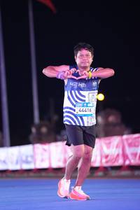 BIB: 91777
                            <button type="button" onclick="openModal(23184182)" class="btn btn-primary btn-sm float-right btn-popup" data-toggle="modal" data-target=".modal-high-quality">
                        <i class="fas fa-shopping-cart"></i> Add to Cart
                    </button>
                                            <button type="button" onclick="isThisMe(23184182, true)" class="btn btn-success btn-sm float-right btn-popup btn-isme hidden" data-toggle="tooltip" data-placement="bottom" title="นี่คือรูปของคุณใช่ไหม คลิกที่นี่เพื่อเอาเข้าอัลบั้ม">
                        <i class="fas fa-plus"></i> Add to album
                    </button>
                    <button type="button" onclick="isThisMe(23184182, false)" class="btn btn-warning btn-sm float-right btn-popup btn-isnotme hidden">
                        <i class="fas fa-ban"></i> Remove from album
                    </button>