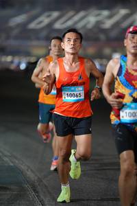BIB: 10065, 1003
                            <button type="button" onclick="openModal(22941046)" class="btn btn-primary btn-sm float-right btn-popup" data-toggle="modal" data-target=".modal-high-quality">
                        <i class="fas fa-shopping-cart"></i> Add to Cart
                    </button>
                                            <button type="button" onclick="isThisMe(22941046, true)" class="btn btn-success btn-sm float-right btn-popup btn-isme hidden" data-toggle="tooltip" data-placement="bottom" title="นี่คือรูปของคุณใช่ไหม คลิกที่นี่เพื่อเอาเข้าอัลบั้ม">
                        <i class="fas fa-plus"></i> Add to album
                    </button>
                    <button type="button" onclick="isThisMe(22941046, false)" class="btn btn-warning btn-sm float-right btn-popup btn-isnotme hidden">
                        <i class="fas fa-ban"></i> Remove from album
                    </button>
