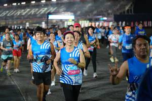 BIB: 14819
                            <button type="button" onclick="openModal(22933108)" class="btn btn-primary btn-sm float-right btn-popup" data-toggle="modal" data-target=".modal-high-quality">
                        <i class="fas fa-shopping-cart"></i> Add to Cart
                    </button>
                                            <button type="button" onclick="isThisMe(22933108, true)" class="btn btn-success btn-sm float-right btn-popup btn-isme hidden" data-toggle="tooltip" data-placement="bottom" title="นี่คือรูปของคุณใช่ไหม คลิกที่นี่เพื่อเอาเข้าอัลบั้ม">
                        <i class="fas fa-plus"></i> Add to album
                    </button>
                    <button type="button" onclick="isThisMe(22933108, false)" class="btn btn-warning btn-sm float-right btn-popup btn-isnotme hidden">
                        <i class="fas fa-ban"></i> Remove from album
                    </button>