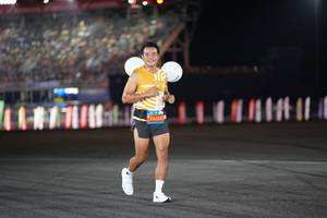 BIB: 
                            <button type="button" onclick="openModal(22899630)" class="btn btn-primary btn-sm float-right btn-popup" data-toggle="modal" data-target=".modal-high-quality">
                        <i class="fas fa-shopping-cart"></i> Add to Cart
                    </button>
                                            <button type="button" onclick="isThisMe(22899630, true)" class="btn btn-success btn-sm float-right btn-popup btn-isme hidden" data-toggle="tooltip" data-placement="bottom" title="นี่คือรูปของคุณใช่ไหม คลิกที่นี่เพื่อเอาเข้าอัลบั้ม">
                        <i class="fas fa-plus"></i> Add to album
                    </button>
                    <button type="button" onclick="isThisMe(22899630, false)" class="btn btn-warning btn-sm float-right btn-popup btn-isnotme hidden">
                        <i class="fas fa-ban"></i> Remove from album
                    </button>