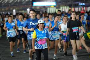 BIB: 13920, 11653, 15638
                            <button type="button" onclick="openModal(22940302)" class="btn btn-primary btn-sm float-right btn-popup" data-toggle="modal" data-target=".modal-high-quality">
                        <i class="fas fa-shopping-cart"></i> Add to Cart
                    </button>
                                            <button type="button" onclick="isThisMe(22940302, true)" class="btn btn-success btn-sm float-right btn-popup btn-isme hidden" data-toggle="tooltip" data-placement="bottom" title="นี่คือรูปของคุณใช่ไหม คลิกที่นี่เพื่อเอาเข้าอัลบั้ม">
                        <i class="fas fa-plus"></i> Add to album
                    </button>
                    <button type="button" onclick="isThisMe(22940302, false)" class="btn btn-warning btn-sm float-right btn-popup btn-isnotme hidden">
                        <i class="fas fa-ban"></i> Remove from album
                    </button>