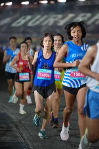BIB: 110, 14006, 2111, 15061
                            <button type="button" onclick="openModal(22995563)" class="btn btn-primary btn-sm float-right btn-popup" data-toggle="modal" data-target=".modal-high-quality">
                        <i class="fas fa-shopping-cart"></i> Add to Cart
                    </button>
                                            <button type="button" onclick="isThisMe(22995563, true)" class="btn btn-success btn-sm float-right btn-popup btn-isme hidden" data-toggle="tooltip" data-placement="bottom" title="นี่คือรูปของคุณใช่ไหม คลิกที่นี่เพื่อเอาเข้าอัลบั้ม">
                        <i class="fas fa-plus"></i> Add to album
                    </button>
                    <button type="button" onclick="isThisMe(22995563, false)" class="btn btn-warning btn-sm float-right btn-popup btn-isnotme hidden">
                        <i class="fas fa-ban"></i> Remove from album
                    </button>