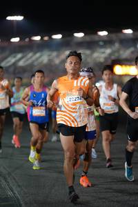 BIB: 1543, 223134, 22274
                            <button type="button" onclick="openModal(22910439)" class="btn btn-primary btn-sm float-right btn-popup" data-toggle="modal" data-target=".modal-high-quality">
                        <i class="fas fa-shopping-cart"></i> Add to Cart
                    </button>
                                            <button type="button" onclick="isThisMe(22910439, true)" class="btn btn-success btn-sm float-right btn-popup btn-isme hidden" data-toggle="tooltip" data-placement="bottom" title="นี่คือรูปของคุณใช่ไหม คลิกที่นี่เพื่อเอาเข้าอัลบั้ม">
                        <i class="fas fa-plus"></i> Add to album
                    </button>
                    <button type="button" onclick="isThisMe(22910439, false)" class="btn btn-warning btn-sm float-right btn-popup btn-isnotme hidden">
                        <i class="fas fa-ban"></i> Remove from album
                    </button>