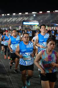 BIB: 11367
                            <button type="button" onclick="openModal(22875114)" class="btn btn-primary btn-sm float-right btn-popup" data-toggle="modal" data-target=".modal-high-quality">
                        <i class="fas fa-shopping-cart"></i> Add to Cart
                    </button>
                                            <button type="button" onclick="isThisMe(22875114, true)" class="btn btn-success btn-sm float-right btn-popup btn-isme hidden" data-toggle="tooltip" data-placement="bottom" title="นี่คือรูปของคุณใช่ไหม คลิกที่นี่เพื่อเอาเข้าอัลบั้ม">
                        <i class="fas fa-plus"></i> Add to album
                    </button>
                    <button type="button" onclick="isThisMe(22875114, false)" class="btn btn-warning btn-sm float-right btn-popup btn-isnotme hidden">
                        <i class="fas fa-ban"></i> Remove from album
                    </button>