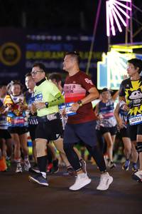 BIB: 
                            <button type="button" onclick="openModal(23391319)" class="btn btn-primary btn-sm float-right btn-popup" data-toggle="modal" data-target=".modal-high-quality">
                        <i class="fas fa-shopping-cart"></i> Add to Cart
                    </button>
                                            <button type="button" onclick="isThisMe(23391319, true)" class="btn btn-success btn-sm float-right btn-popup btn-isme hidden" data-toggle="tooltip" data-placement="bottom" title="นี่คือรูปของคุณใช่ไหม คลิกที่นี่เพื่อเอาเข้าอัลบั้ม">
                        <i class="fas fa-plus"></i> Add to album
                    </button>
                    <button type="button" onclick="isThisMe(23391319, false)" class="btn btn-warning btn-sm float-right btn-popup btn-isnotme hidden">
                        <i class="fas fa-ban"></i> Remove from album
                    </button>