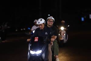 BIB: 
                            <button type="button" onclick="openModal(23413575)" class="btn btn-primary btn-sm float-right btn-popup" data-toggle="modal" data-target=".modal-high-quality">
                        <i class="fas fa-shopping-cart"></i> Add to Cart
                    </button>
                                            <button type="button" onclick="isThisMe(23413575, true)" class="btn btn-success btn-sm float-right btn-popup btn-isme hidden" data-toggle="tooltip" data-placement="bottom" title="นี่คือรูปของคุณใช่ไหม คลิกที่นี่เพื่อเอาเข้าอัลบั้ม">
                        <i class="fas fa-plus"></i> Add to album
                    </button>
                    <button type="button" onclick="isThisMe(23413575, false)" class="btn btn-warning btn-sm float-right btn-popup btn-isnotme hidden">
                        <i class="fas fa-ban"></i> Remove from album
                    </button>