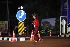 BIB: 
                            <button type="button" onclick="openModal(23412885)" class="btn btn-primary btn-sm float-right btn-popup" data-toggle="modal" data-target=".modal-high-quality">
                        <i class="fas fa-shopping-cart"></i> Add to Cart
                    </button>
                                            <button type="button" onclick="isThisMe(23412885, true)" class="btn btn-success btn-sm float-right btn-popup btn-isme hidden" data-toggle="tooltip" data-placement="bottom" title="นี่คือรูปของคุณใช่ไหม คลิกที่นี่เพื่อเอาเข้าอัลบั้ม">
                        <i class="fas fa-plus"></i> Add to album
                    </button>
                    <button type="button" onclick="isThisMe(23412885, false)" class="btn btn-warning btn-sm float-right btn-popup btn-isnotme hidden">
                        <i class="fas fa-ban"></i> Remove from album
                    </button>