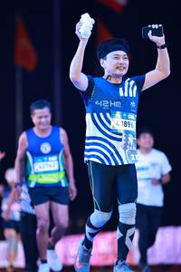 BIB: 
                            <button type="button" onclick="openModal(23994771)" class="btn btn-primary btn-sm float-right btn-popup" data-toggle="modal" data-target=".modal-high-quality">
                        <i class="fas fa-shopping-cart"></i> Add to Cart
                    </button>
                                            <button type="button" onclick="isThisMe(23994771, true)" class="btn btn-success btn-sm float-right btn-popup btn-isme hidden" data-toggle="tooltip" data-placement="bottom" title="นี่คือรูปของคุณใช่ไหม คลิกที่นี่เพื่อเอาเข้าอัลบั้ม">
                        <i class="fas fa-plus"></i> Add to album
                    </button>
                    <button type="button" onclick="isThisMe(23994771, false)" class="btn btn-warning btn-sm float-right btn-popup btn-isnotme hidden">
                        <i class="fas fa-ban"></i> Remove from album
                    </button>