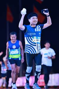 BIB: 
                            <button type="button" onclick="openModal(23994369)" class="btn btn-primary btn-sm float-right btn-popup" data-toggle="modal" data-target=".modal-high-quality">
                        <i class="fas fa-shopping-cart"></i> Add to Cart
                    </button>
                                            <button type="button" onclick="isThisMe(23994369, true)" class="btn btn-success btn-sm float-right btn-popup btn-isme hidden" data-toggle="tooltip" data-placement="bottom" title="นี่คือรูปของคุณใช่ไหม คลิกที่นี่เพื่อเอาเข้าอัลบั้ม">
                        <i class="fas fa-plus"></i> Add to album
                    </button>
                    <button type="button" onclick="isThisMe(23994369, false)" class="btn btn-warning btn-sm float-right btn-popup btn-isnotme hidden">
                        <i class="fas fa-ban"></i> Remove from album
                    </button>