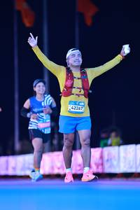 BIB: 
                            <button type="button" onclick="openModal(23909905)" class="btn btn-primary btn-sm float-right btn-popup" data-toggle="modal" data-target=".modal-high-quality">
                        <i class="fas fa-shopping-cart"></i> Add to Cart
                    </button>
                                            <button type="button" onclick="isThisMe(23909905, true)" class="btn btn-success btn-sm float-right btn-popup btn-isme hidden" data-toggle="tooltip" data-placement="bottom" title="นี่คือรูปของคุณใช่ไหม คลิกที่นี่เพื่อเอาเข้าอัลบั้ม">
                        <i class="fas fa-plus"></i> Add to album
                    </button>
                    <button type="button" onclick="isThisMe(23909905, false)" class="btn btn-warning btn-sm float-right btn-popup btn-isnotme hidden">
                        <i class="fas fa-ban"></i> Remove from album
                    </button>