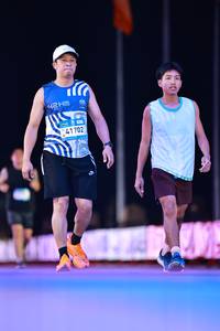 BIB: 
                            <button type="button" onclick="openModal(24092699)" class="btn btn-primary btn-sm float-right btn-popup" data-toggle="modal" data-target=".modal-high-quality">
                        <i class="fas fa-shopping-cart"></i> Add to Cart
                    </button>
                                            <button type="button" onclick="isThisMe(24092699, true)" class="btn btn-success btn-sm float-right btn-popup btn-isme hidden" data-toggle="tooltip" data-placement="bottom" title="นี่คือรูปของคุณใช่ไหม คลิกที่นี่เพื่อเอาเข้าอัลบั้ม">
                        <i class="fas fa-plus"></i> Add to album
                    </button>
                    <button type="button" onclick="isThisMe(24092699, false)" class="btn btn-warning btn-sm float-right btn-popup btn-isnotme hidden">
                        <i class="fas fa-ban"></i> Remove from album
                    </button>