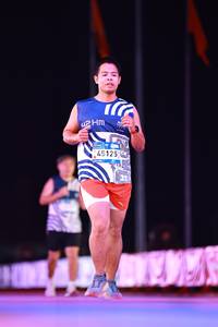 BIB: 
                            <button type="button" onclick="openModal(24117011)" class="btn btn-primary btn-sm float-right btn-popup" data-toggle="modal" data-target=".modal-high-quality">
                        <i class="fas fa-shopping-cart"></i> Add to Cart
                    </button>
                                            <button type="button" onclick="isThisMe(24117011, true)" class="btn btn-success btn-sm float-right btn-popup btn-isme hidden" data-toggle="tooltip" data-placement="bottom" title="นี่คือรูปของคุณใช่ไหม คลิกที่นี่เพื่อเอาเข้าอัลบั้ม">
                        <i class="fas fa-plus"></i> Add to album
                    </button>
                    <button type="button" onclick="isThisMe(24117011, false)" class="btn btn-warning btn-sm float-right btn-popup btn-isnotme hidden">
                        <i class="fas fa-ban"></i> Remove from album
                    </button>