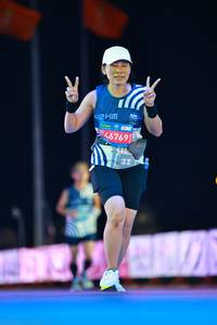 BIB: 
                            <button type="button" onclick="openModal(23946159)" class="btn btn-primary btn-sm float-right btn-popup" data-toggle="modal" data-target=".modal-high-quality">
                        <i class="fas fa-shopping-cart"></i> Add to Cart
                    </button>
                                            <button type="button" onclick="isThisMe(23946159, true)" class="btn btn-success btn-sm float-right btn-popup btn-isme hidden" data-toggle="tooltip" data-placement="bottom" title="นี่คือรูปของคุณใช่ไหม คลิกที่นี่เพื่อเอาเข้าอัลบั้ม">
                        <i class="fas fa-plus"></i> Add to album
                    </button>
                    <button type="button" onclick="isThisMe(23946159, false)" class="btn btn-warning btn-sm float-right btn-popup btn-isnotme hidden">
                        <i class="fas fa-ban"></i> Remove from album
                    </button>