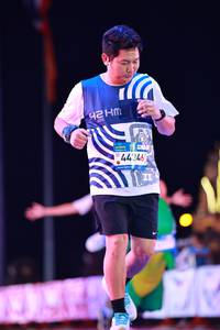 BIB: 
                            <button type="button" onclick="openModal(23901175)" class="btn btn-primary btn-sm float-right btn-popup" data-toggle="modal" data-target=".modal-high-quality">
                        <i class="fas fa-shopping-cart"></i> Add to Cart
                    </button>
                                            <button type="button" onclick="isThisMe(23901175, true)" class="btn btn-success btn-sm float-right btn-popup btn-isme hidden" data-toggle="tooltip" data-placement="bottom" title="นี่คือรูปของคุณใช่ไหม คลิกที่นี่เพื่อเอาเข้าอัลบั้ม">
                        <i class="fas fa-plus"></i> Add to album
                    </button>
                    <button type="button" onclick="isThisMe(23901175, false)" class="btn btn-warning btn-sm float-right btn-popup btn-isnotme hidden">
                        <i class="fas fa-ban"></i> Remove from album
                    </button>