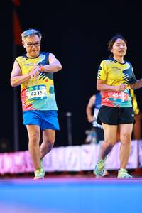 BIB: 
                            <button type="button" onclick="openModal(23928944)" class="btn btn-primary btn-sm float-right btn-popup" data-toggle="modal" data-target=".modal-high-quality">
                        <i class="fas fa-shopping-cart"></i> Add to Cart
                    </button>
                                            <button type="button" onclick="isThisMe(23928944, true)" class="btn btn-success btn-sm float-right btn-popup btn-isme hidden" data-toggle="tooltip" data-placement="bottom" title="นี่คือรูปของคุณใช่ไหม คลิกที่นี่เพื่อเอาเข้าอัลบั้ม">
                        <i class="fas fa-plus"></i> Add to album
                    </button>
                    <button type="button" onclick="isThisMe(23928944, false)" class="btn btn-warning btn-sm float-right btn-popup btn-isnotme hidden">
                        <i class="fas fa-ban"></i> Remove from album
                    </button>