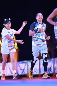 BIB: 
                            <button type="button" onclick="openModal(24037530)" class="btn btn-primary btn-sm float-right btn-popup" data-toggle="modal" data-target=".modal-high-quality">
                        <i class="fas fa-shopping-cart"></i> Add to Cart
                    </button>
                                            <button type="button" onclick="isThisMe(24037530, true)" class="btn btn-success btn-sm float-right btn-popup btn-isme hidden" data-toggle="tooltip" data-placement="bottom" title="นี่คือรูปของคุณใช่ไหม คลิกที่นี่เพื่อเอาเข้าอัลบั้ม">
                        <i class="fas fa-plus"></i> Add to album
                    </button>
                    <button type="button" onclick="isThisMe(24037530, false)" class="btn btn-warning btn-sm float-right btn-popup btn-isnotme hidden">
                        <i class="fas fa-ban"></i> Remove from album
                    </button>