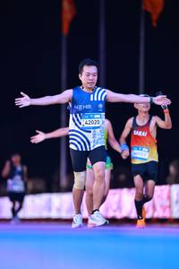 BIB: 
                            <button type="button" onclick="openModal(23902806)" class="btn btn-primary btn-sm float-right btn-popup" data-toggle="modal" data-target=".modal-high-quality">
                        <i class="fas fa-shopping-cart"></i> Add to Cart
                    </button>
                                            <button type="button" onclick="isThisMe(23902806, true)" class="btn btn-success btn-sm float-right btn-popup btn-isme hidden" data-toggle="tooltip" data-placement="bottom" title="นี่คือรูปของคุณใช่ไหม คลิกที่นี่เพื่อเอาเข้าอัลบั้ม">
                        <i class="fas fa-plus"></i> Add to album
                    </button>
                    <button type="button" onclick="isThisMe(23902806, false)" class="btn btn-warning btn-sm float-right btn-popup btn-isnotme hidden">
                        <i class="fas fa-ban"></i> Remove from album
                    </button>