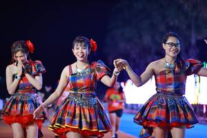 BIB: 
                            <button type="button" onclick="openModal(24137913)" class="btn btn-primary btn-sm float-right btn-popup" data-toggle="modal" data-target=".modal-high-quality">
                        <i class="fas fa-shopping-cart"></i> Add to Cart
                    </button>
                                            <button type="button" onclick="isThisMe(24137913, true)" class="btn btn-success btn-sm float-right btn-popup btn-isme hidden" data-toggle="tooltip" data-placement="bottom" title="นี่คือรูปของคุณใช่ไหม คลิกที่นี่เพื่อเอาเข้าอัลบั้ม">
                        <i class="fas fa-plus"></i> Add to album
                    </button>
                    <button type="button" onclick="isThisMe(24137913, false)" class="btn btn-warning btn-sm float-right btn-popup btn-isnotme hidden">
                        <i class="fas fa-ban"></i> Remove from album
                    </button>