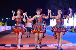 BIB: 
                            <button type="button" onclick="openModal(24137753)" class="btn btn-primary btn-sm float-right btn-popup" data-toggle="modal" data-target=".modal-high-quality">
                        <i class="fas fa-shopping-cart"></i> Add to Cart
                    </button>
                                            <button type="button" onclick="isThisMe(24137753, true)" class="btn btn-success btn-sm float-right btn-popup btn-isme hidden" data-toggle="tooltip" data-placement="bottom" title="นี่คือรูปของคุณใช่ไหม คลิกที่นี่เพื่อเอาเข้าอัลบั้ม">
                        <i class="fas fa-plus"></i> Add to album
                    </button>
                    <button type="button" onclick="isThisMe(24137753, false)" class="btn btn-warning btn-sm float-right btn-popup btn-isnotme hidden">
                        <i class="fas fa-ban"></i> Remove from album
                    </button>