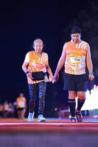 BIB: 
                            <button type="button" onclick="openModal(24141412)" class="btn btn-primary btn-sm float-right btn-popup" data-toggle="modal" data-target=".modal-high-quality">
                        <i class="fas fa-shopping-cart"></i> Add to Cart
                    </button>
                                            <button type="button" onclick="isThisMe(24141412, true)" class="btn btn-success btn-sm float-right btn-popup btn-isme hidden" data-toggle="tooltip" data-placement="bottom" title="นี่คือรูปของคุณใช่ไหม คลิกที่นี่เพื่อเอาเข้าอัลบั้ม">
                        <i class="fas fa-plus"></i> Add to album
                    </button>
                    <button type="button" onclick="isThisMe(24141412, false)" class="btn btn-warning btn-sm float-right btn-popup btn-isnotme hidden">
                        <i class="fas fa-ban"></i> Remove from album
                    </button>