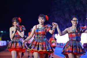 BIB: 
                            <button type="button" onclick="openModal(24137870)" class="btn btn-primary btn-sm float-right btn-popup" data-toggle="modal" data-target=".modal-high-quality">
                        <i class="fas fa-shopping-cart"></i> Add to Cart
                    </button>
                                            <button type="button" onclick="isThisMe(24137870, true)" class="btn btn-success btn-sm float-right btn-popup btn-isme hidden" data-toggle="tooltip" data-placement="bottom" title="นี่คือรูปของคุณใช่ไหม คลิกที่นี่เพื่อเอาเข้าอัลบั้ม">
                        <i class="fas fa-plus"></i> Add to album
                    </button>
                    <button type="button" onclick="isThisMe(24137870, false)" class="btn btn-warning btn-sm float-right btn-popup btn-isnotme hidden">
                        <i class="fas fa-ban"></i> Remove from album
                    </button>