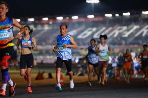 BIB: 0418, 1603, 10495
                            <button type="button" onclick="openModal(22920774)" class="btn btn-primary btn-sm float-right btn-popup" data-toggle="modal" data-target=".modal-high-quality">
                        <i class="fas fa-shopping-cart"></i> Add to Cart
                    </button>
                                            <button type="button" onclick="isThisMe(22920774, true)" class="btn btn-success btn-sm float-right btn-popup btn-isme hidden" data-toggle="tooltip" data-placement="bottom" title="นี่คือรูปของคุณใช่ไหม คลิกที่นี่เพื่อเอาเข้าอัลบั้ม">
                        <i class="fas fa-plus"></i> Add to album
                    </button>
                    <button type="button" onclick="isThisMe(22920774, false)" class="btn btn-warning btn-sm float-right btn-popup btn-isnotme hidden">
                        <i class="fas fa-ban"></i> Remove from album
                    </button>