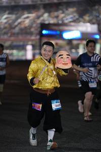 BIB: 76405, 4231
                            <button type="button" onclick="openModal(22801819)" class="btn btn-primary btn-sm float-right btn-popup" data-toggle="modal" data-target=".modal-high-quality">
                        <i class="fas fa-shopping-cart"></i> Add to Cart
                    </button>
                                            <button type="button" onclick="isThisMe(22801819, true)" class="btn btn-success btn-sm float-right btn-popup btn-isme hidden" data-toggle="tooltip" data-placement="bottom" title="นี่คือรูปของคุณใช่ไหม คลิกที่นี่เพื่อเอาเข้าอัลบั้ม">
                        <i class="fas fa-plus"></i> Add to album
                    </button>
                    <button type="button" onclick="isThisMe(22801819, false)" class="btn btn-warning btn-sm float-right btn-popup btn-isnotme hidden">
                        <i class="fas fa-ban"></i> Remove from album
                    </button>