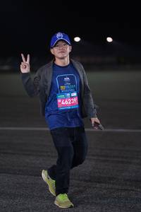 BIB: 46239
                            <button type="button" onclick="openModal(22801875)" class="btn btn-primary btn-sm float-right btn-popup" data-toggle="modal" data-target=".modal-high-quality">
                        <i class="fas fa-shopping-cart"></i> Add to Cart
                    </button>
                                            <button type="button" onclick="isThisMe(22801875, true)" class="btn btn-success btn-sm float-right btn-popup btn-isme hidden" data-toggle="tooltip" data-placement="bottom" title="นี่คือรูปของคุณใช่ไหม คลิกที่นี่เพื่อเอาเข้าอัลบั้ม">
                        <i class="fas fa-plus"></i> Add to album
                    </button>
                    <button type="button" onclick="isThisMe(22801875, false)" class="btn btn-warning btn-sm float-right btn-popup btn-isnotme hidden">
                        <i class="fas fa-ban"></i> Remove from album
                    </button>