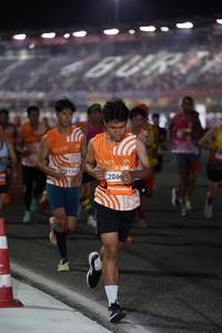 BIB: 206
                            <button type="button" onclick="openModal(22802408)" class="btn btn-primary btn-sm float-right btn-popup" data-toggle="modal" data-target=".modal-high-quality">
                        <i class="fas fa-shopping-cart"></i> Add to Cart
                    </button>
                                            <button type="button" onclick="isThisMe(22802408, true)" class="btn btn-success btn-sm float-right btn-popup btn-isme hidden" data-toggle="tooltip" data-placement="bottom" title="นี่คือรูปของคุณใช่ไหม คลิกที่นี่เพื่อเอาเข้าอัลบั้ม">
                        <i class="fas fa-plus"></i> Add to album
                    </button>
                    <button type="button" onclick="isThisMe(22802408, false)" class="btn btn-warning btn-sm float-right btn-popup btn-isnotme hidden">
                        <i class="fas fa-ban"></i> Remove from album
                    </button>