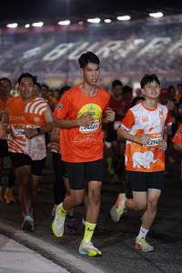 BIB: 254, 24403, 22945
                            <button type="button" onclick="openModal(22803396)" class="btn btn-primary btn-sm float-right btn-popup" data-toggle="modal" data-target=".modal-high-quality">
                        <i class="fas fa-shopping-cart"></i> Add to Cart
                    </button>
                                            <button type="button" onclick="isThisMe(22803396, true)" class="btn btn-success btn-sm float-right btn-popup btn-isme hidden" data-toggle="tooltip" data-placement="bottom" title="นี่คือรูปของคุณใช่ไหม คลิกที่นี่เพื่อเอาเข้าอัลบั้ม">
                        <i class="fas fa-plus"></i> Add to album
                    </button>
                    <button type="button" onclick="isThisMe(22803396, false)" class="btn btn-warning btn-sm float-right btn-popup btn-isnotme hidden">
                        <i class="fas fa-ban"></i> Remove from album
                    </button>