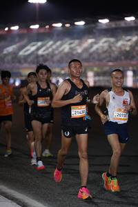 BIB: 207, 1960, 21430, 20730
                            <button type="button" onclick="openModal(22802199)" class="btn btn-primary btn-sm float-right btn-popup" data-toggle="modal" data-target=".modal-high-quality">
                        <i class="fas fa-shopping-cart"></i> Add to Cart
                    </button>
                                            <button type="button" onclick="isThisMe(22802199, true)" class="btn btn-success btn-sm float-right btn-popup btn-isme hidden" data-toggle="tooltip" data-placement="bottom" title="นี่คือรูปของคุณใช่ไหม คลิกที่นี่เพื่อเอาเข้าอัลบั้ม">
                        <i class="fas fa-plus"></i> Add to album
                    </button>
                    <button type="button" onclick="isThisMe(22802199, false)" class="btn btn-warning btn-sm float-right btn-popup btn-isnotme hidden">
                        <i class="fas fa-ban"></i> Remove from album
                    </button>