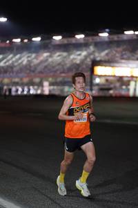 BIB: 105
                            <button type="button" onclick="openModal(22802031)" class="btn btn-primary btn-sm float-right btn-popup" data-toggle="modal" data-target=".modal-high-quality">
                        <i class="fas fa-shopping-cart"></i> Add to Cart
                    </button>
                                            <button type="button" onclick="isThisMe(22802031, true)" class="btn btn-success btn-sm float-right btn-popup btn-isme hidden" data-toggle="tooltip" data-placement="bottom" title="นี่คือรูปของคุณใช่ไหม คลิกที่นี่เพื่อเอาเข้าอัลบั้ม">
                        <i class="fas fa-plus"></i> Add to album
                    </button>
                    <button type="button" onclick="isThisMe(22802031, false)" class="btn btn-warning btn-sm float-right btn-popup btn-isnotme hidden">
                        <i class="fas fa-ban"></i> Remove from album
                    </button>