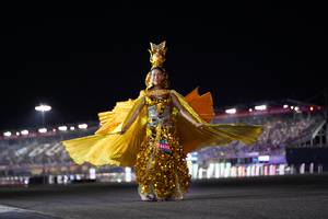 BIB: 
                            <button type="button" onclick="openModal(22802014)" class="btn btn-primary btn-sm float-right btn-popup" data-toggle="modal" data-target=".modal-high-quality">
                        <i class="fas fa-shopping-cart"></i> Add to Cart
                    </button>
                                            <button type="button" onclick="isThisMe(22802014, true)" class="btn btn-success btn-sm float-right btn-popup btn-isme hidden" data-toggle="tooltip" data-placement="bottom" title="นี่คือรูปของคุณใช่ไหม คลิกที่นี่เพื่อเอาเข้าอัลบั้ม">
                        <i class="fas fa-plus"></i> Add to album
                    </button>
                    <button type="button" onclick="isThisMe(22802014, false)" class="btn btn-warning btn-sm float-right btn-popup btn-isnotme hidden">
                        <i class="fas fa-ban"></i> Remove from album
                    </button>