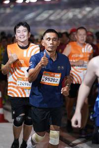 BIB: 24962, 95202
                            <button type="button" onclick="openModal(22801958)" class="btn btn-primary btn-sm float-right btn-popup" data-toggle="modal" data-target=".modal-high-quality">
                        <i class="fas fa-shopping-cart"></i> Add to Cart
                    </button>
                                            <button type="button" onclick="isThisMe(22801958, true)" class="btn btn-success btn-sm float-right btn-popup btn-isme hidden" data-toggle="tooltip" data-placement="bottom" title="นี่คือรูปของคุณใช่ไหม คลิกที่นี่เพื่อเอาเข้าอัลบั้ม">
                        <i class="fas fa-plus"></i> Add to album
                    </button>
                    <button type="button" onclick="isThisMe(22801958, false)" class="btn btn-warning btn-sm float-right btn-popup btn-isnotme hidden">
                        <i class="fas fa-ban"></i> Remove from album
                    </button>