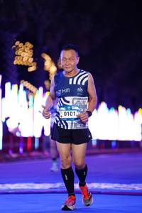 BIB: 0101
                            <button type="button" onclick="openModal(23152190)" class="btn btn-primary btn-sm float-right btn-popup" data-toggle="modal" data-target=".modal-high-quality">
                        <i class="fas fa-shopping-cart"></i> Add to Cart
                    </button>
                                            <button type="button" onclick="isThisMe(23152190, true)" class="btn btn-success btn-sm float-right btn-popup btn-isme hidden" data-toggle="tooltip" data-placement="bottom" title="นี่คือรูปของคุณใช่ไหม คลิกที่นี่เพื่อเอาเข้าอัลบั้ม">
                        <i class="fas fa-plus"></i> Add to album
                    </button>
                    <button type="button" onclick="isThisMe(23152190, false)" class="btn btn-warning btn-sm float-right btn-popup btn-isnotme hidden">
                        <i class="fas fa-ban"></i> Remove from album
                    </button>