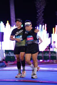 BIB: 092, 46962
                            <button type="button" onclick="openModal(23186621)" class="btn btn-primary btn-sm float-right btn-popup" data-toggle="modal" data-target=".modal-high-quality">
                        <i class="fas fa-shopping-cart"></i> Add to Cart
                    </button>
                                            <button type="button" onclick="isThisMe(23186621, true)" class="btn btn-success btn-sm float-right btn-popup btn-isme hidden" data-toggle="tooltip" data-placement="bottom" title="นี่คือรูปของคุณใช่ไหม คลิกที่นี่เพื่อเอาเข้าอัลบั้ม">
                        <i class="fas fa-plus"></i> Add to album
                    </button>
                    <button type="button" onclick="isThisMe(23186621, false)" class="btn btn-warning btn-sm float-right btn-popup btn-isnotme hidden">
                        <i class="fas fa-ban"></i> Remove from album
                    </button>