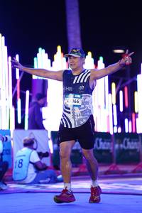 BIB: 990
                            <button type="button" onclick="openModal(23215799)" class="btn btn-primary btn-sm float-right btn-popup" data-toggle="modal" data-target=".modal-high-quality">
                        <i class="fas fa-shopping-cart"></i> Add to Cart
                    </button>
                                            <button type="button" onclick="isThisMe(23215799, true)" class="btn btn-success btn-sm float-right btn-popup btn-isme hidden" data-toggle="tooltip" data-placement="bottom" title="นี่คือรูปของคุณใช่ไหม คลิกที่นี่เพื่อเอาเข้าอัลบั้ม">
                        <i class="fas fa-plus"></i> Add to album
                    </button>
                    <button type="button" onclick="isThisMe(23215799, false)" class="btn btn-warning btn-sm float-right btn-popup btn-isnotme hidden">
                        <i class="fas fa-ban"></i> Remove from album
                    </button>