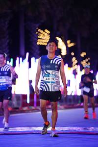 BIB: 43039, 000
                            <button type="button" onclick="openModal(23147244)" class="btn btn-primary btn-sm float-right btn-popup" data-toggle="modal" data-target=".modal-high-quality">
                        <i class="fas fa-shopping-cart"></i> Add to Cart
                    </button>
                                            <button type="button" onclick="isThisMe(23147244, true)" class="btn btn-success btn-sm float-right btn-popup btn-isme hidden" data-toggle="tooltip" data-placement="bottom" title="นี่คือรูปของคุณใช่ไหม คลิกที่นี่เพื่อเอาเข้าอัลบั้ม">
                        <i class="fas fa-plus"></i> Add to album
                    </button>
                    <button type="button" onclick="isThisMe(23147244, false)" class="btn btn-warning btn-sm float-right btn-popup btn-isnotme hidden">
                        <i class="fas fa-ban"></i> Remove from album
                    </button>