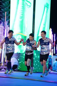 BIB: 44725, 44168
                            <button type="button" onclick="openModal(23217693)" class="btn btn-primary btn-sm float-right btn-popup" data-toggle="modal" data-target=".modal-high-quality">
                        <i class="fas fa-shopping-cart"></i> Add to Cart
                    </button>
                                            <button type="button" onclick="isThisMe(23217693, true)" class="btn btn-success btn-sm float-right btn-popup btn-isme hidden" data-toggle="tooltip" data-placement="bottom" title="นี่คือรูปของคุณใช่ไหม คลิกที่นี่เพื่อเอาเข้าอัลบั้ม">
                        <i class="fas fa-plus"></i> Add to album
                    </button>
                    <button type="button" onclick="isThisMe(23217693, false)" class="btn btn-warning btn-sm float-right btn-popup btn-isnotme hidden">
                        <i class="fas fa-ban"></i> Remove from album
                    </button>