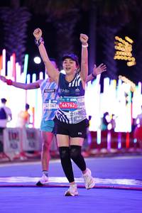 BIB: 541, 46762
                            <button type="button" onclick="openModal(23171490)" class="btn btn-primary btn-sm float-right btn-popup" data-toggle="modal" data-target=".modal-high-quality">
                        <i class="fas fa-shopping-cart"></i> Add to Cart
                    </button>
                                            <button type="button" onclick="isThisMe(23171490, true)" class="btn btn-success btn-sm float-right btn-popup btn-isme hidden" data-toggle="tooltip" data-placement="bottom" title="นี่คือรูปของคุณใช่ไหม คลิกที่นี่เพื่อเอาเข้าอัลบั้ม">
                        <i class="fas fa-plus"></i> Add to album
                    </button>
                    <button type="button" onclick="isThisMe(23171490, false)" class="btn btn-warning btn-sm float-right btn-popup btn-isnotme hidden">
                        <i class="fas fa-ban"></i> Remove from album
                    </button>