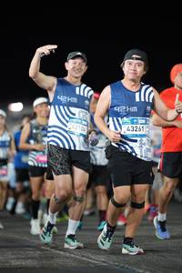 BIB: 42104, 1575, 43261
                            <button type="button" onclick="openModal(23080275)" class="btn btn-primary btn-sm float-right btn-popup" data-toggle="modal" data-target=".modal-high-quality">
                        <i class="fas fa-shopping-cart"></i> Add to Cart
                    </button>
                                            <button type="button" onclick="isThisMe(23080275, true)" class="btn btn-success btn-sm float-right btn-popup btn-isme hidden" data-toggle="tooltip" data-placement="bottom" title="นี่คือรูปของคุณใช่ไหม คลิกที่นี่เพื่อเอาเข้าอัลบั้ม">
                        <i class="fas fa-plus"></i> Add to album
                    </button>
                    <button type="button" onclick="isThisMe(23080275, false)" class="btn btn-warning btn-sm float-right btn-popup btn-isnotme hidden">
                        <i class="fas fa-ban"></i> Remove from album
                    </button>