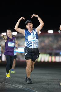 BIB: 43775
                            <button type="button" onclick="openModal(23193496)" class="btn btn-primary btn-sm float-right btn-popup" data-toggle="modal" data-target=".modal-high-quality">
                        <i class="fas fa-shopping-cart"></i> Add to Cart
                    </button>
                                            <button type="button" onclick="isThisMe(23193496, true)" class="btn btn-success btn-sm float-right btn-popup btn-isme hidden" data-toggle="tooltip" data-placement="bottom" title="นี่คือรูปของคุณใช่ไหม คลิกที่นี่เพื่อเอาเข้าอัลบั้ม">
                        <i class="fas fa-plus"></i> Add to album
                    </button>
                    <button type="button" onclick="isThisMe(23193496, false)" class="btn btn-warning btn-sm float-right btn-popup btn-isnotme hidden">
                        <i class="fas fa-ban"></i> Remove from album
                    </button>