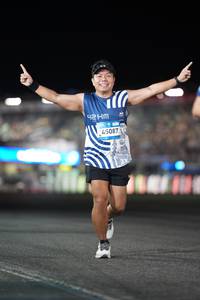 BIB: 45087
                            <button type="button" onclick="openModal(23190030)" class="btn btn-primary btn-sm float-right btn-popup" data-toggle="modal" data-target=".modal-high-quality">
                        <i class="fas fa-shopping-cart"></i> Add to Cart
                    </button>
                                            <button type="button" onclick="isThisMe(23190030, true)" class="btn btn-success btn-sm float-right btn-popup btn-isme hidden" data-toggle="tooltip" data-placement="bottom" title="นี่คือรูปของคุณใช่ไหม คลิกที่นี่เพื่อเอาเข้าอัลบั้ม">
                        <i class="fas fa-plus"></i> Add to album
                    </button>
                    <button type="button" onclick="isThisMe(23190030, false)" class="btn btn-warning btn-sm float-right btn-popup btn-isnotme hidden">
                        <i class="fas fa-ban"></i> Remove from album
                    </button>