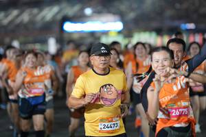 BIB: 111, 24473, 26775
                            <button type="button" onclick="openModal(22977852)" class="btn btn-primary btn-sm float-right btn-popup" data-toggle="modal" data-target=".modal-high-quality">
                        <i class="fas fa-shopping-cart"></i> Add to Cart
                    </button>
                                            <button type="button" onclick="isThisMe(22977852, true)" class="btn btn-success btn-sm float-right btn-popup btn-isme hidden" data-toggle="tooltip" data-placement="bottom" title="นี่คือรูปของคุณใช่ไหม คลิกที่นี่เพื่อเอาเข้าอัลบั้ม">
                        <i class="fas fa-plus"></i> Add to album
                    </button>
                    <button type="button" onclick="isThisMe(22977852, false)" class="btn btn-warning btn-sm float-right btn-popup btn-isnotme hidden">
                        <i class="fas fa-ban"></i> Remove from album
                    </button>