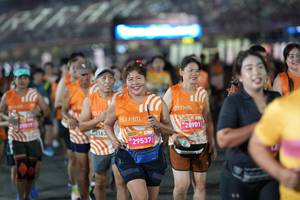 BIB: 761, 2163, 211, 29537, 28901, 1407
                            <button type="button" onclick="openModal(22978034)" class="btn btn-primary btn-sm float-right btn-popup" data-toggle="modal" data-target=".modal-high-quality">
                        <i class="fas fa-shopping-cart"></i> Add to Cart
                    </button>
                                            <button type="button" onclick="isThisMe(22978034, true)" class="btn btn-success btn-sm float-right btn-popup btn-isme hidden" data-toggle="tooltip" data-placement="bottom" title="นี่คือรูปของคุณใช่ไหม คลิกที่นี่เพื่อเอาเข้าอัลบั้ม">
                        <i class="fas fa-plus"></i> Add to album
                    </button>
                    <button type="button" onclick="isThisMe(22978034, false)" class="btn btn-warning btn-sm float-right btn-popup btn-isnotme hidden">
                        <i class="fas fa-ban"></i> Remove from album
                    </button>