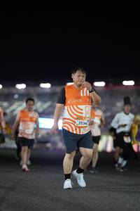 BIB: 211, 25364
                            <button type="button" onclick="openModal(23005792)" class="btn btn-primary btn-sm float-right btn-popup" data-toggle="modal" data-target=".modal-high-quality">
                        <i class="fas fa-shopping-cart"></i> Add to Cart
                    </button>
                                            <button type="button" onclick="isThisMe(23005792, true)" class="btn btn-success btn-sm float-right btn-popup btn-isme hidden" data-toggle="tooltip" data-placement="bottom" title="นี่คือรูปของคุณใช่ไหม คลิกที่นี่เพื่อเอาเข้าอัลบั้ม">
                        <i class="fas fa-plus"></i> Add to album
                    </button>
                    <button type="button" onclick="isThisMe(23005792, false)" class="btn btn-warning btn-sm float-right btn-popup btn-isnotme hidden">
                        <i class="fas fa-ban"></i> Remove from album
                    </button>