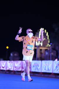 BIB: 
                            <button type="button" onclick="openModal(23624272)" class="btn btn-primary btn-sm float-right btn-popup" data-toggle="modal" data-target=".modal-high-quality">
                        <i class="fas fa-shopping-cart"></i> Add to Cart
                    </button>
                                            <button type="button" onclick="isThisMe(23624272, true)" class="btn btn-success btn-sm float-right btn-popup btn-isme hidden" data-toggle="tooltip" data-placement="bottom" title="นี่คือรูปของคุณใช่ไหม คลิกที่นี่เพื่อเอาเข้าอัลบั้ม">
                        <i class="fas fa-plus"></i> Add to album
                    </button>
                    <button type="button" onclick="isThisMe(23624272, false)" class="btn btn-warning btn-sm float-right btn-popup btn-isnotme hidden">
                        <i class="fas fa-ban"></i> Remove from album
                    </button>